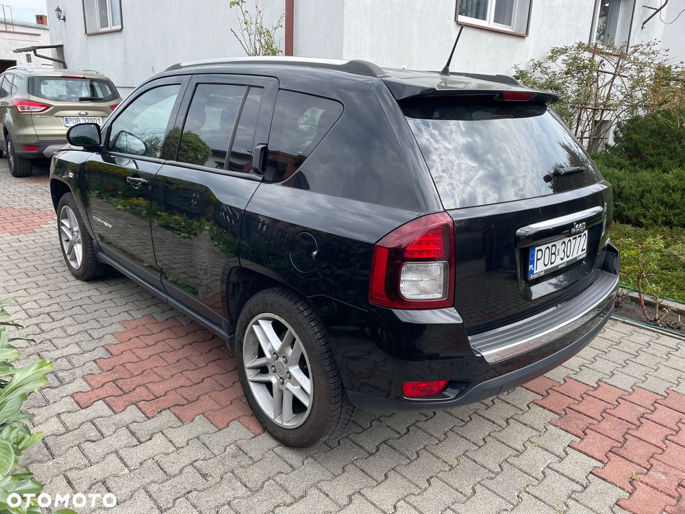 Jeep Compass 2.0 4x2 Limited - 17