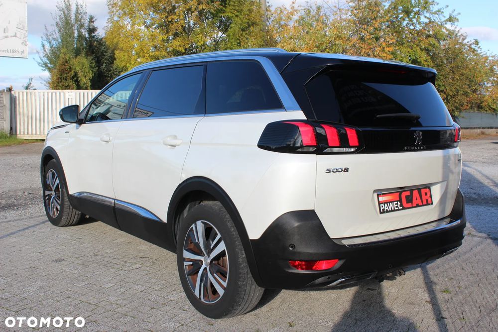 Peugeot 5008 2017