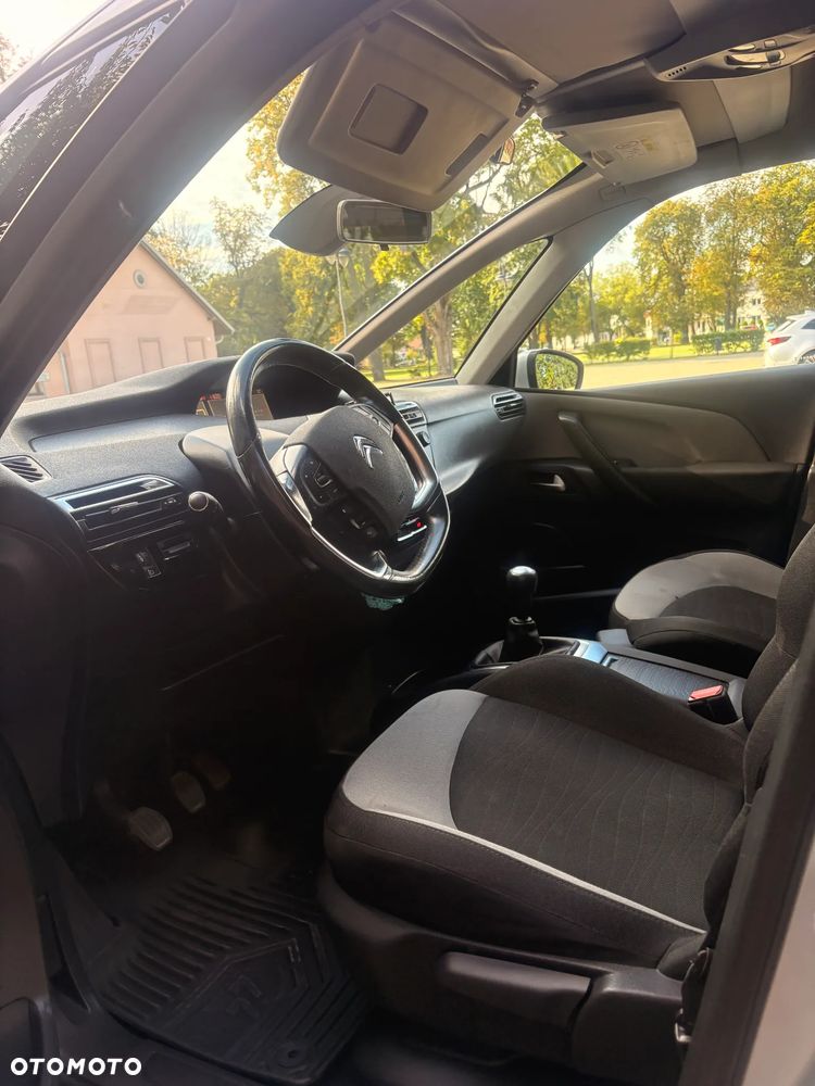 Citroën C4 Picasso 1.2 PureTech Attraction - 6