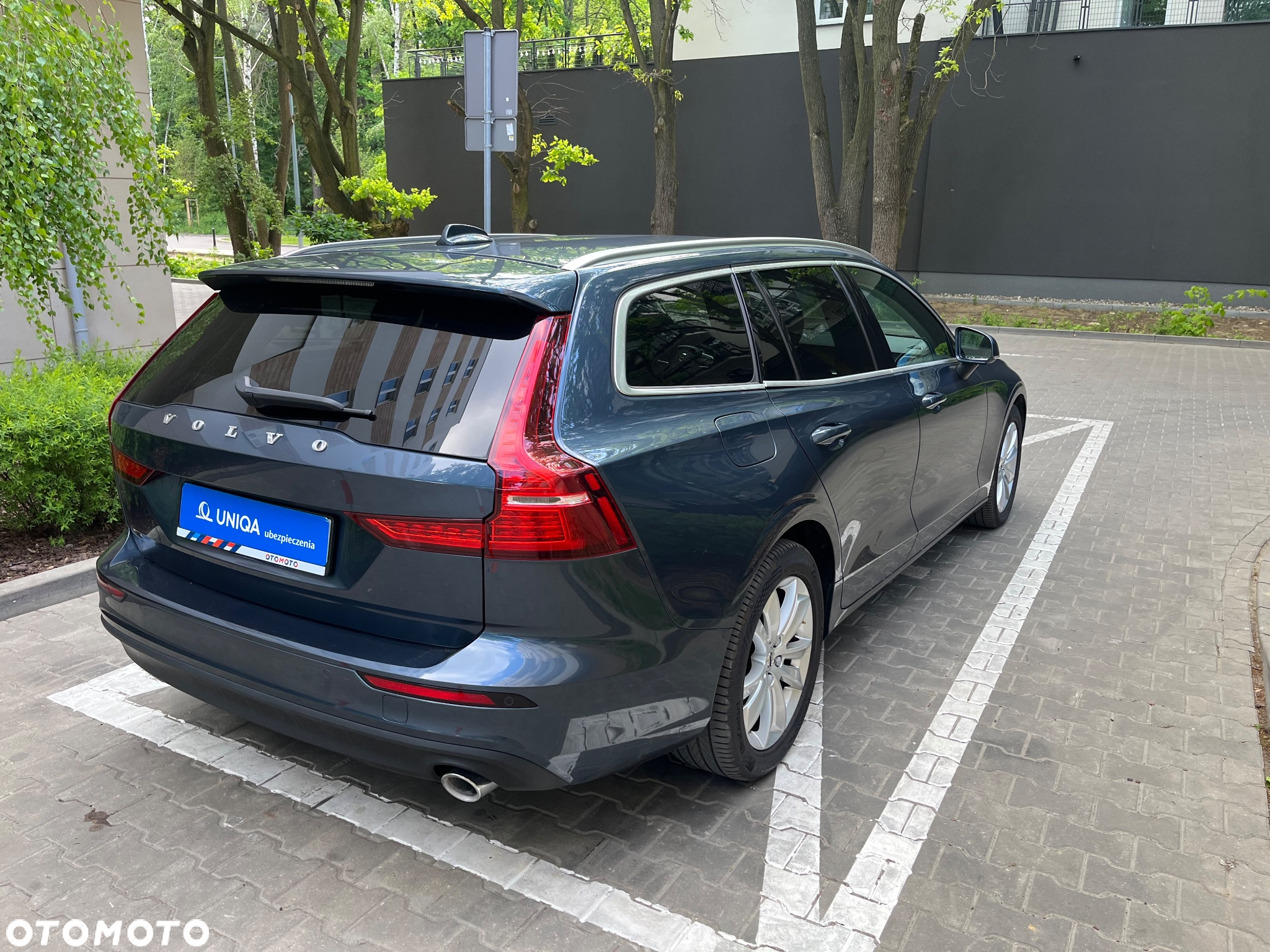 Volvo V60 D3 Momentum Pro - 6