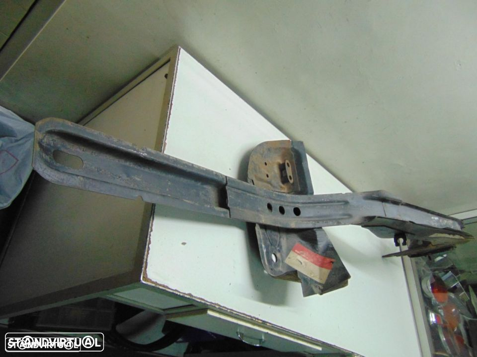 Peugeot 205 - longarina - 2