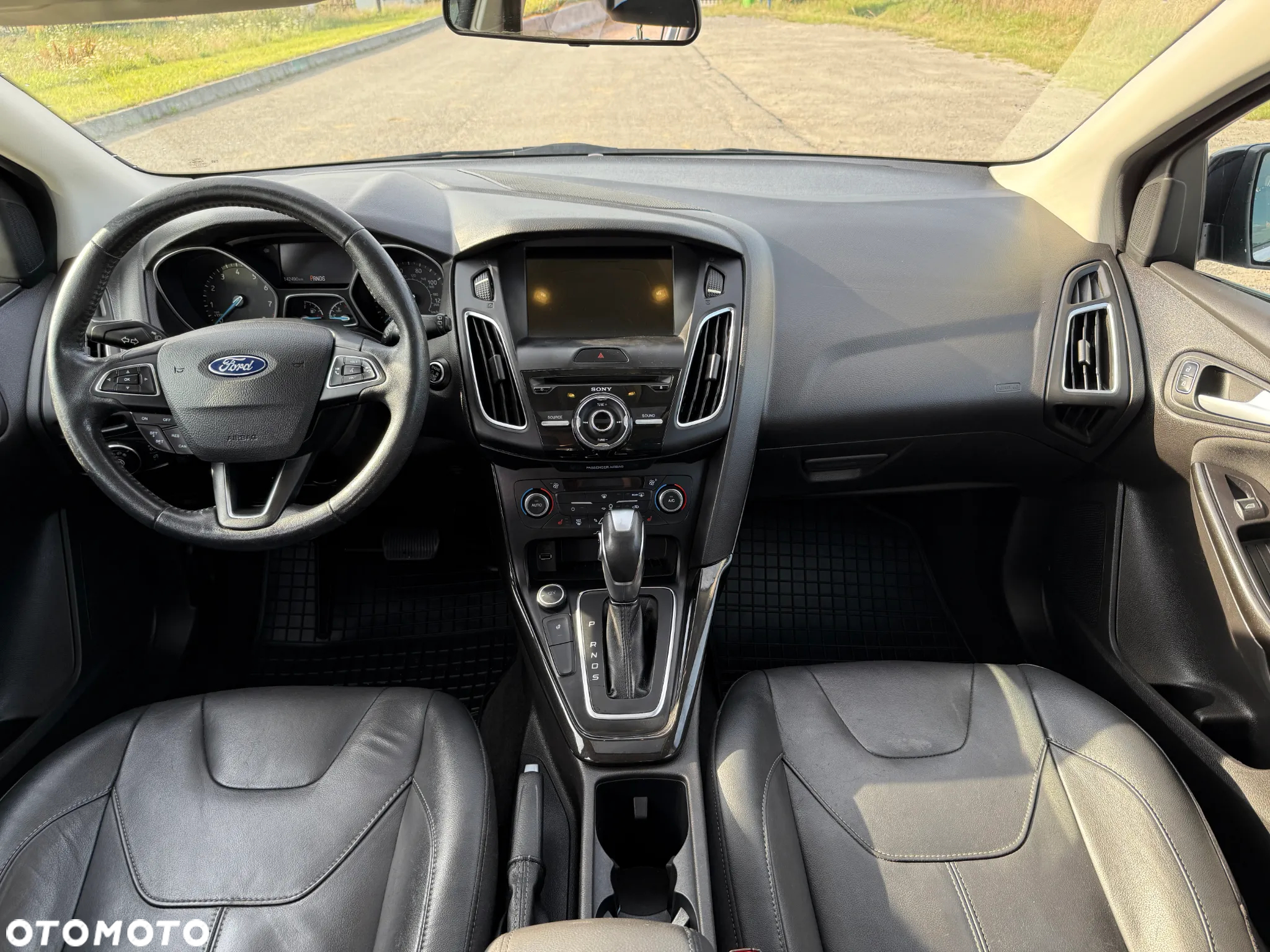 Ford Focus - 13