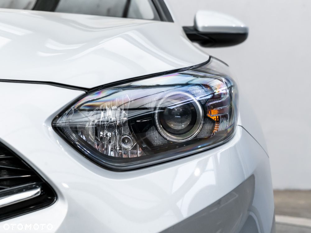 Kia Ceed 1.5 T-GDI M - 9