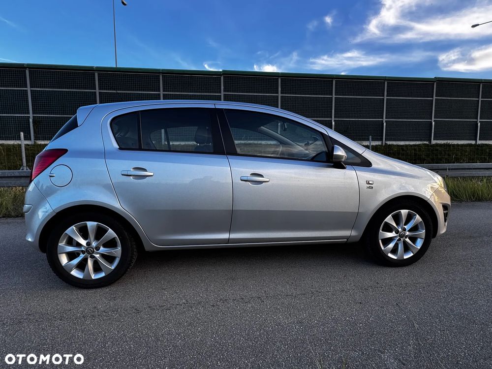 Opel Corsa 2012 photo 5