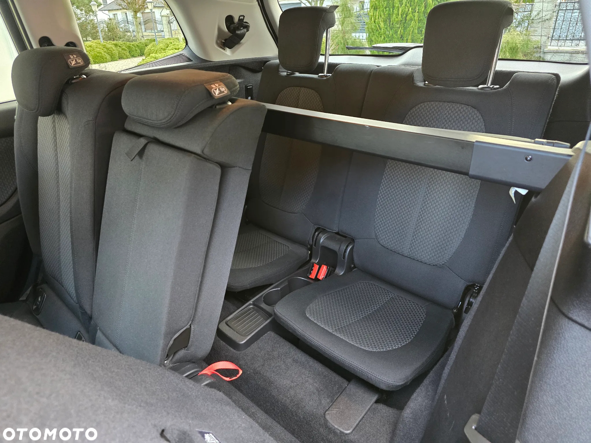 BMW Seria 2 - 16