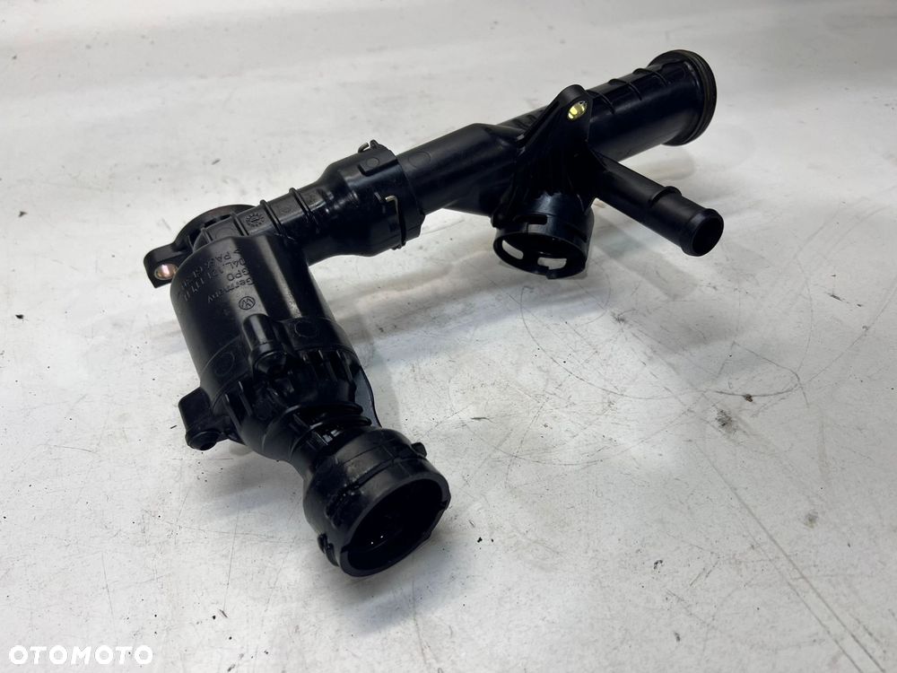 OBUDOWA TERMOSTATU AUDI A4 B9 A5 2.0 TDI 04L121111H - 4