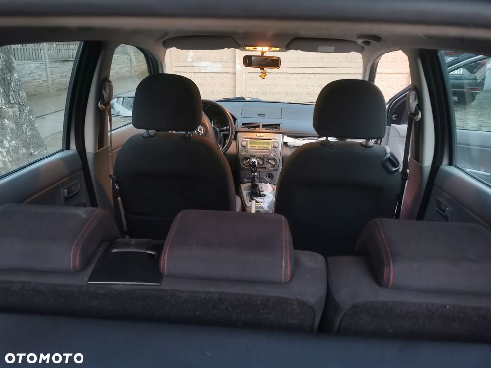 Mazda 2 1.4 Core + - 8