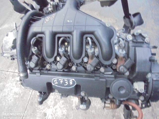 Motor D4204T VOLVO V50 2004 2.0D 136CV 5P CINZA - 5