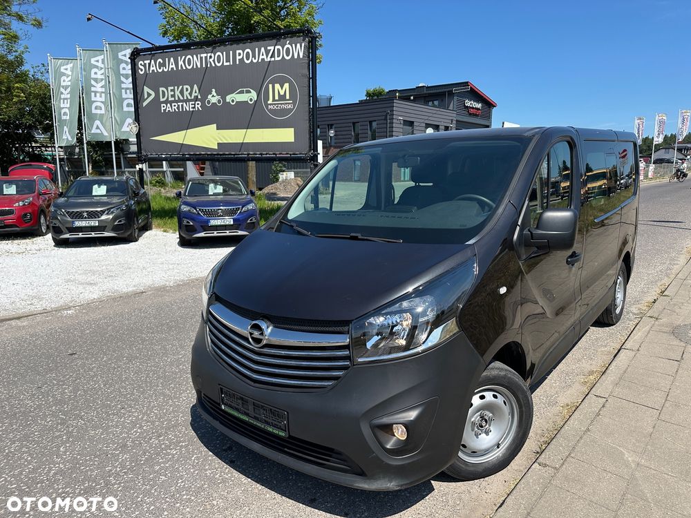 Opel Vivaro - 1