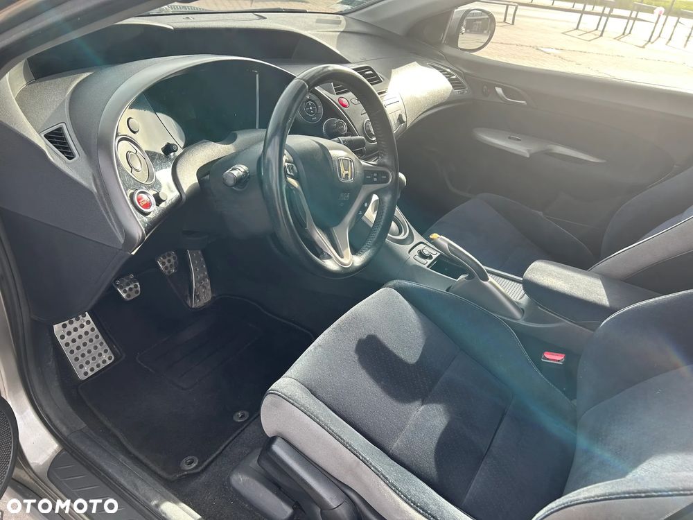 Honda Civic 1.8i-VTEC Sport - 8