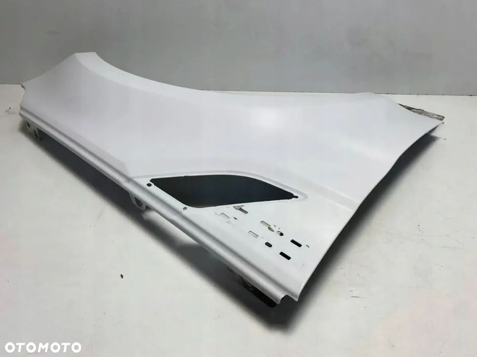 Błotnik Prawy przód Range Rover Sport II l494 Kolor Fuji white 867 - 4