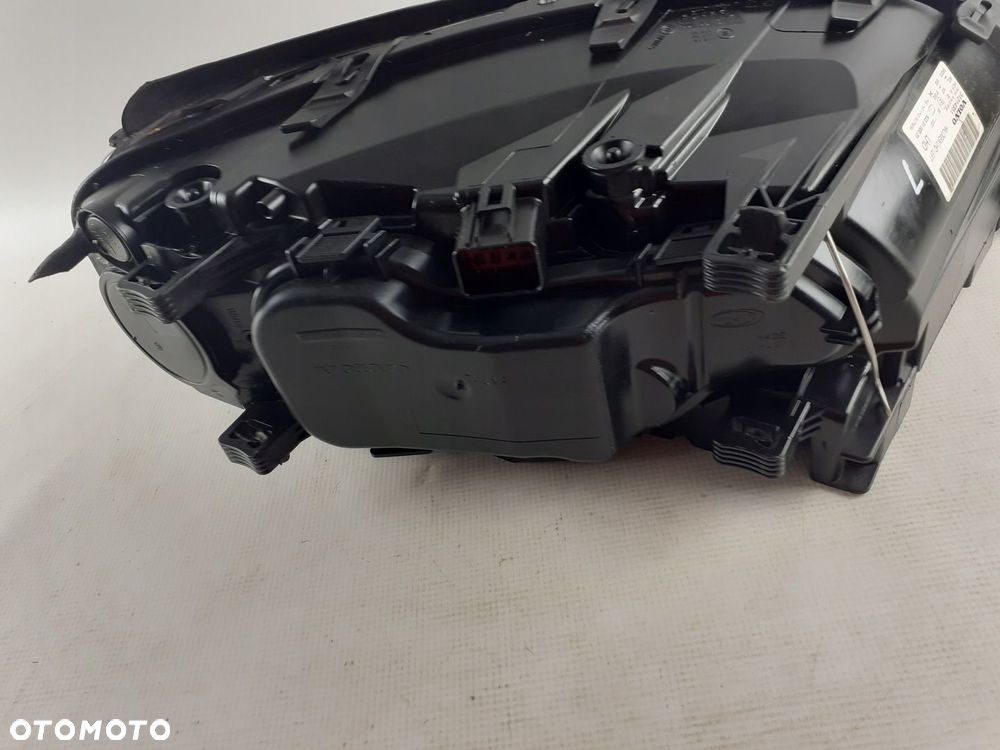 Lampa lewa przód Volvo XC70 V70 S80 zwykła 2007-13 - 7