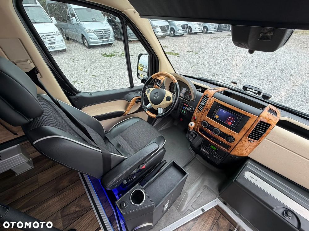 Mercedes-Benz Sprinter 519 - 34