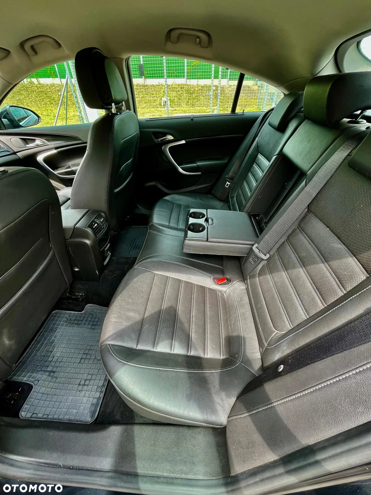Opel Insignia - 11