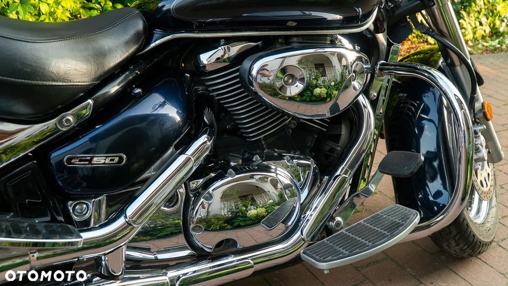 Suzuki VL 800 Volusia - Boulevard C50 - 8