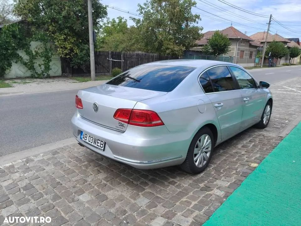Volkswagen Passat 2.0 TDI BlueMotion Tehnology DSG Comfortline - 4