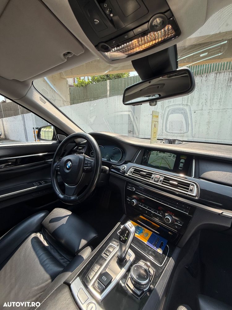 BMW Seria 7 750d xDrive - 11