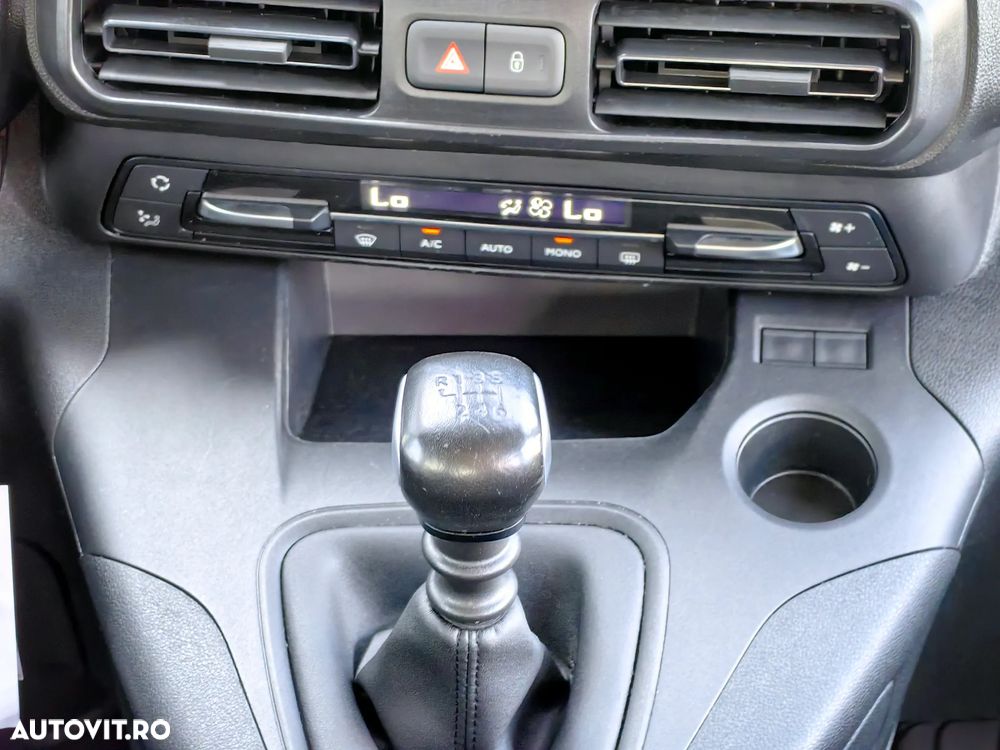 Opel Combo 1.2 L2H1 Start/Stop Edition XL - 24