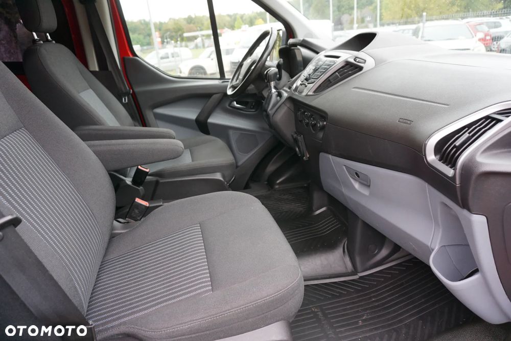 Ford Transit Custom 310 L2H1 Limited - 12