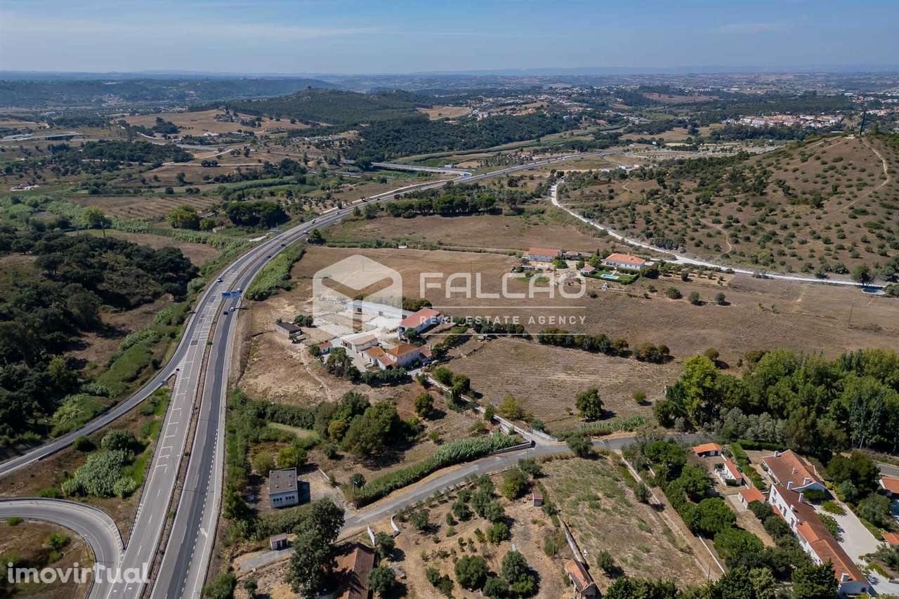 Moradia T3 Venda em Santarém (Marvila), Santa Iria da Ribeira de Santa - Grande imagem: 2/60