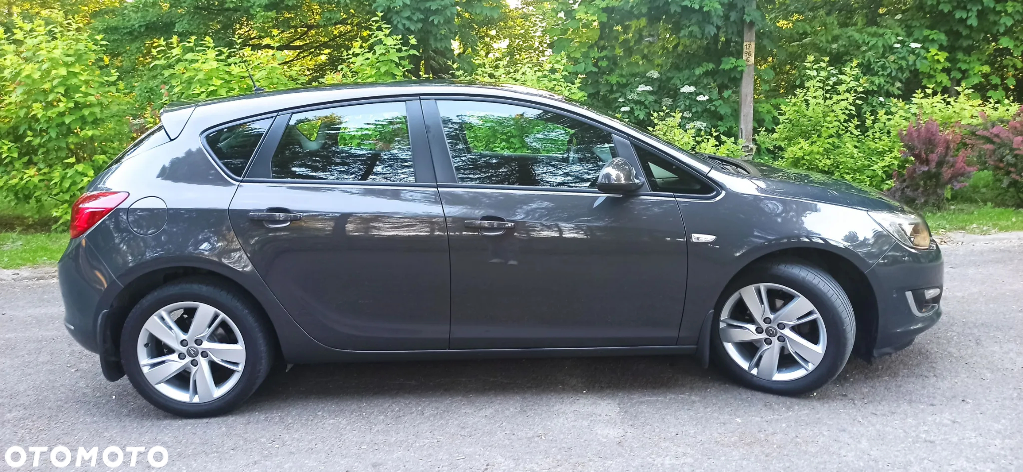 Opel Astra IV 1.4 T Active - 4