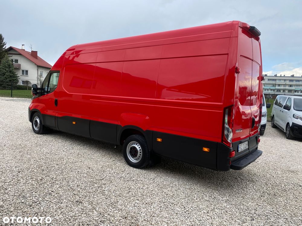 Iveco DAILY 35-180 MAX 3.0 zakupiony w salonie w Rzeszowie, serwisowany, bezwypadkowy - 13