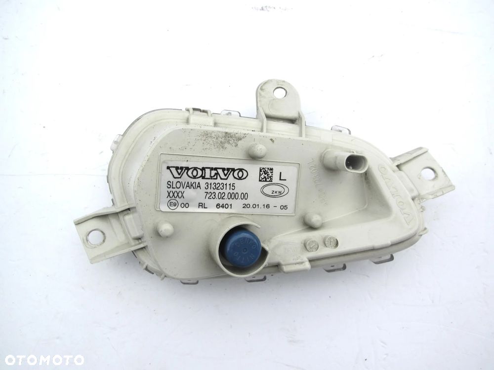 VOLVO V40 CC CROSS 2012 - halogen lampa LED DRL OE - 5