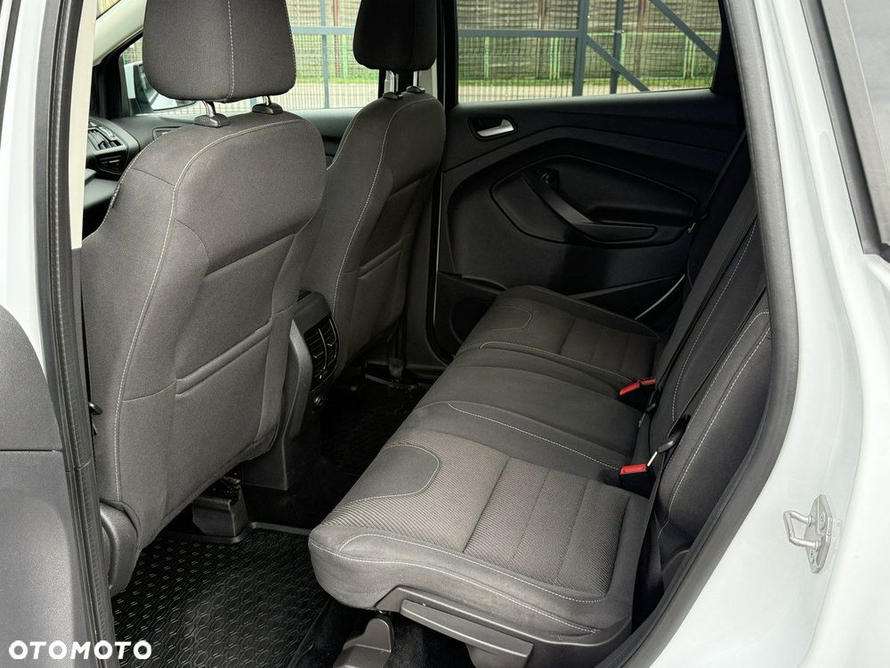 Ford Kuga - 7