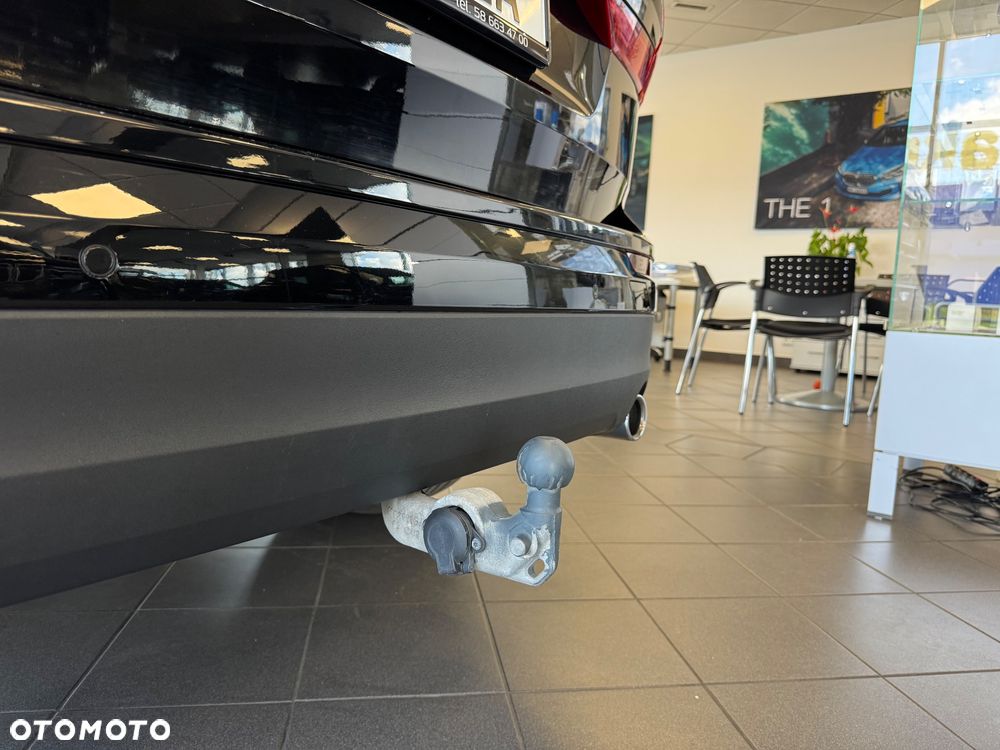 Volvo XC 60 D4 AWD RDesign - 8