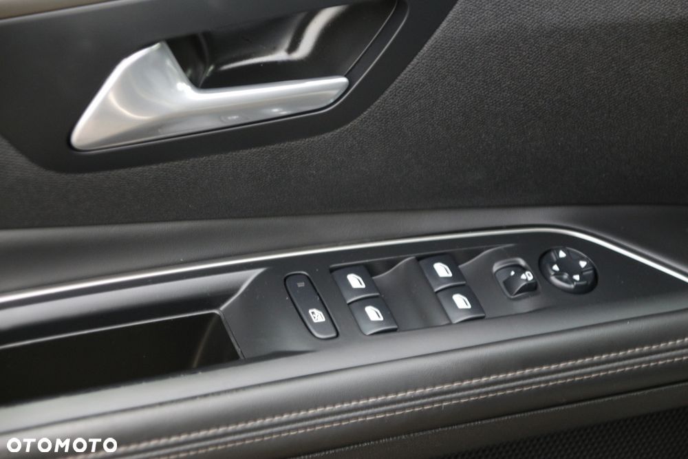 Peugeot 5008 1.6 THP Allure S&S EAT6 - 14