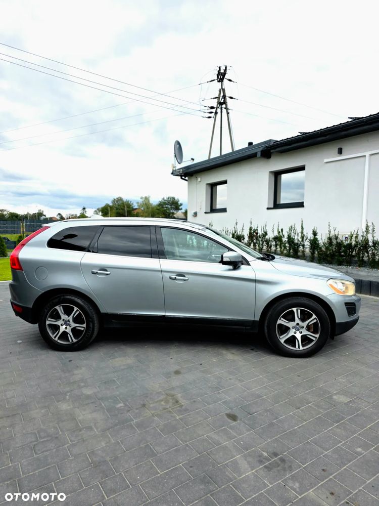Volvo XC 60 T6 AWD Momentum - 7