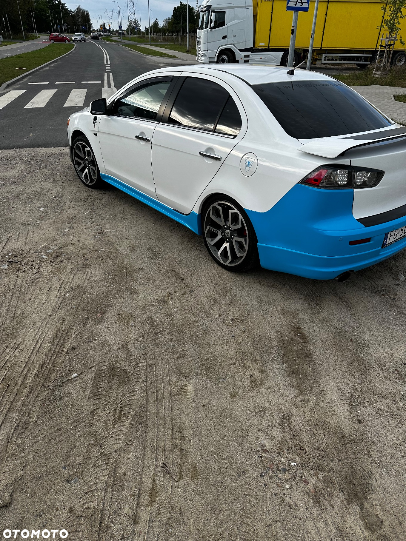 Mitsubishi Lancer - 4