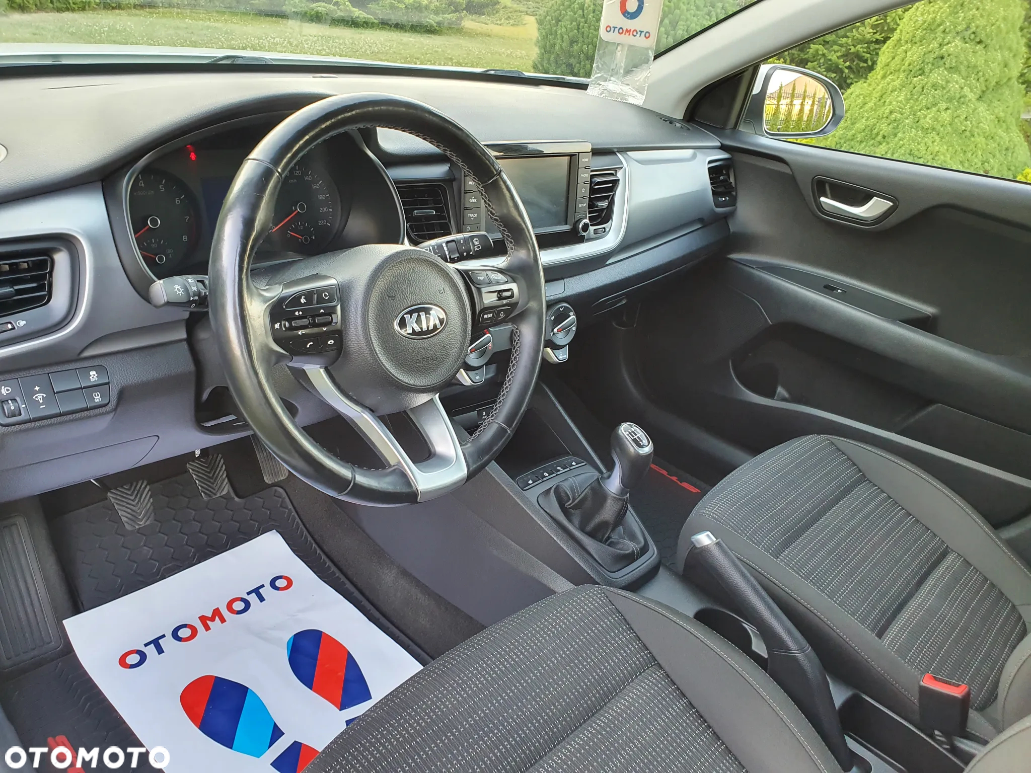 Kia Stonic 1.0 T-GDI L - 13