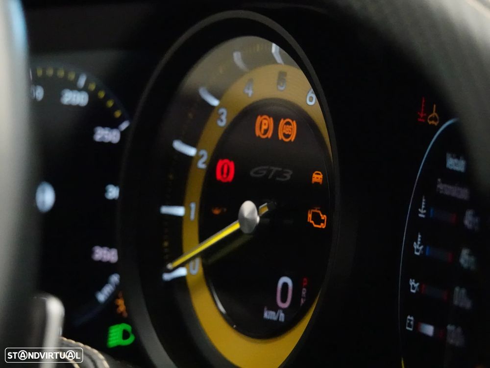 Porsche 911 (992) GT3 Touring Package PDK - 26