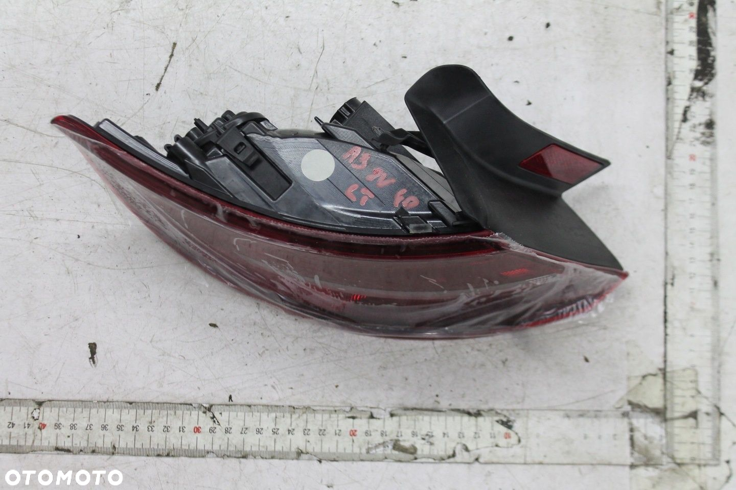 LAMPA LEWY TYŁ TYLNA 8V4945095C AUDI A3 8V 13-20 - 2