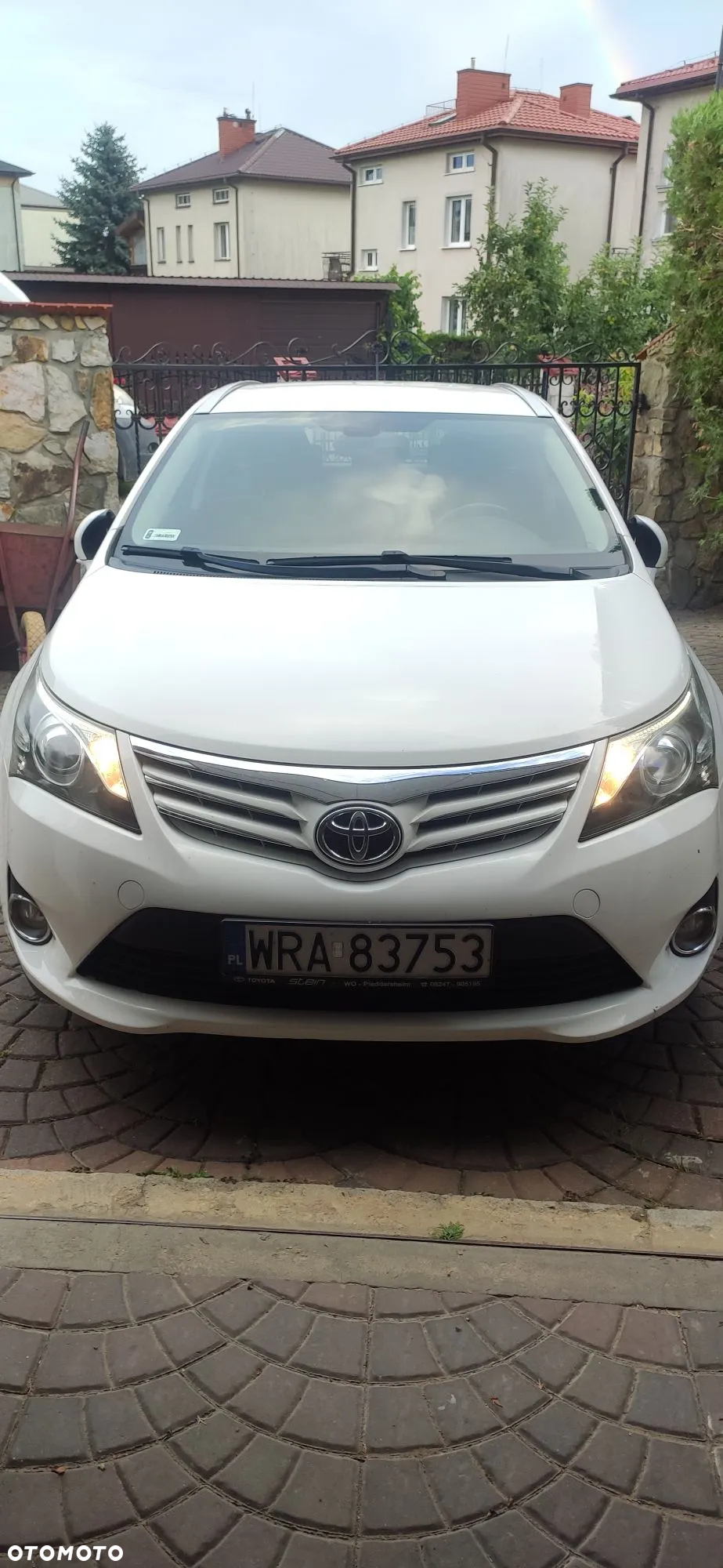 Toyota Avensis 2.0 D-4D Premium - 3
