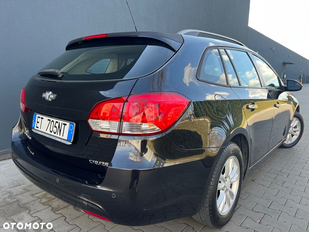 Chevrolet Cruze 1.7 D LT+ Premium - 4