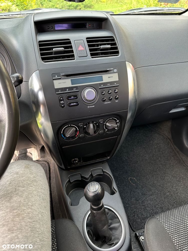 Suzuki SX4 - 17