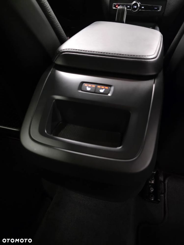 Volvo XC 60 B4 D Geartronic RDesign - 21