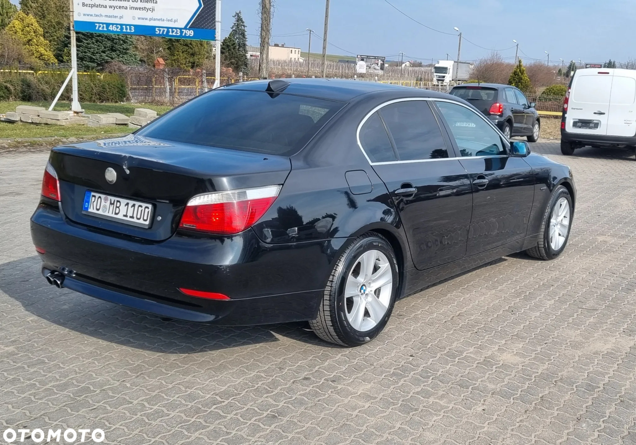 BMW Seria 5 523i Touring - 6