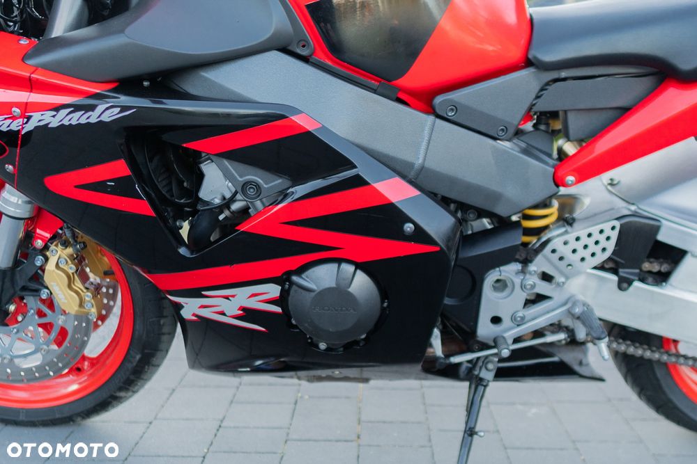 Honda CBR - 27