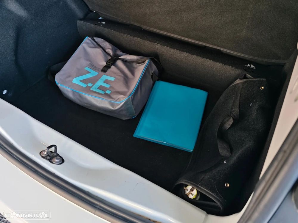 Renault Zoe (c/ Bateria) 22 kwh Life - 51