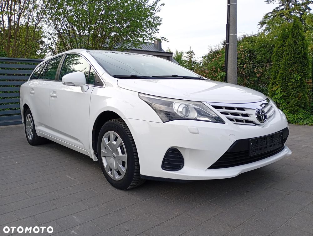 Toyota Avensis - 19