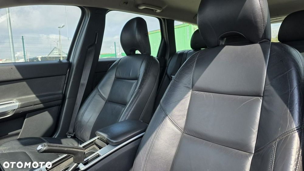 Volvo V50 - 17