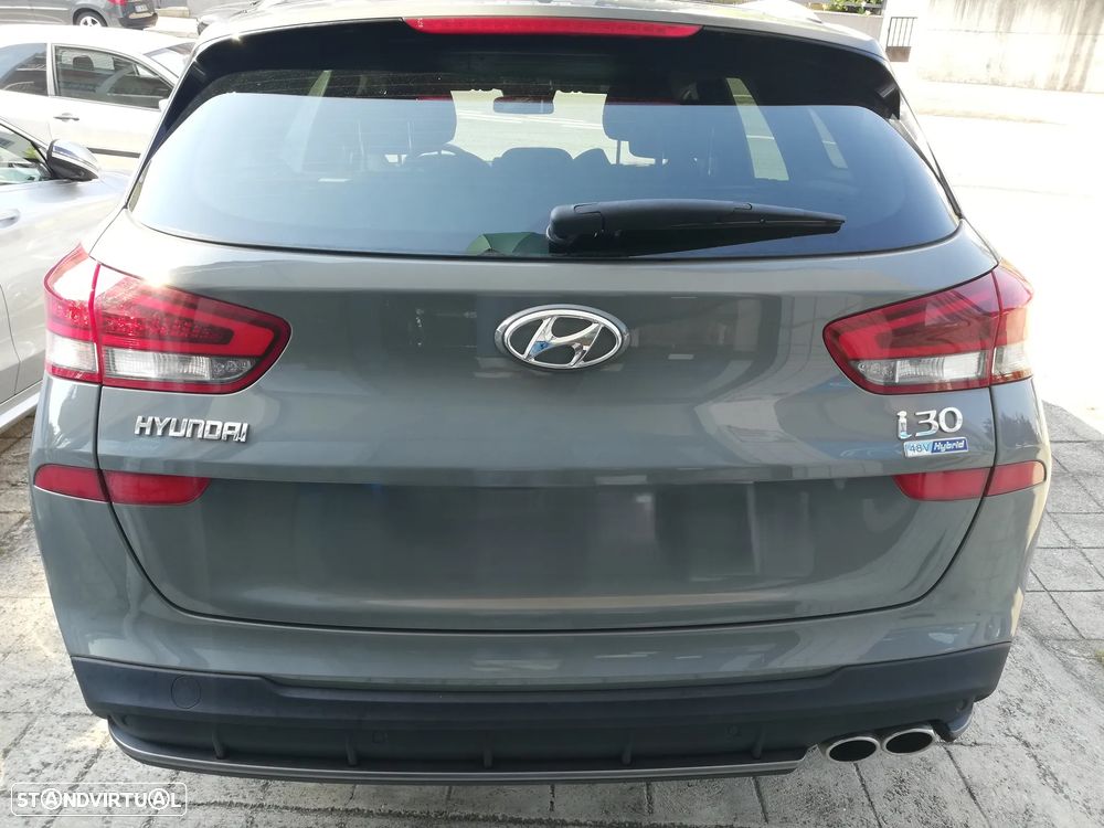 Hyundai i30 SW 1.6 CRDi N-Line - 9