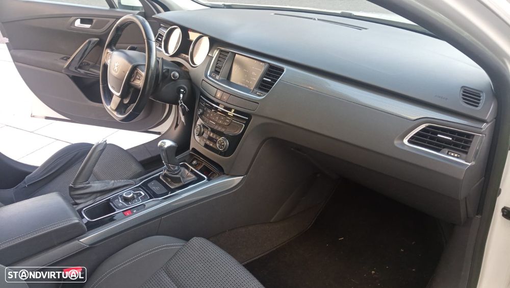Peugeot 508 SW - 13