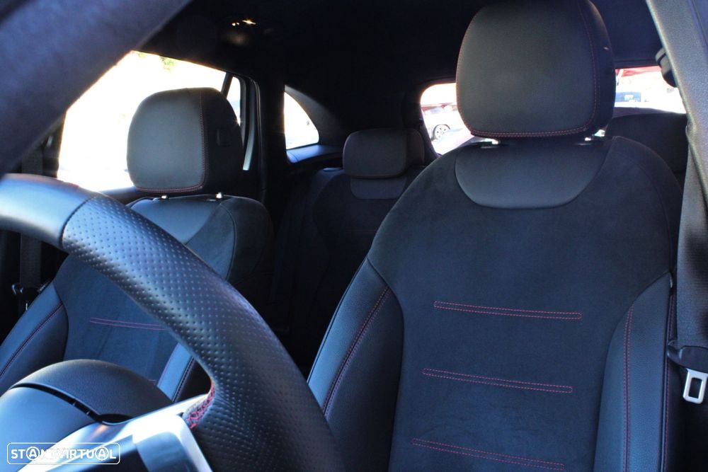 Mercedes-Benz GLA 180 d AMG Line - 18