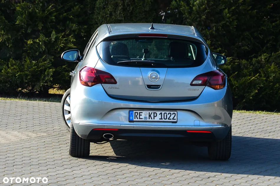Opel Astra 1.4 Turbo Cosmo - 17