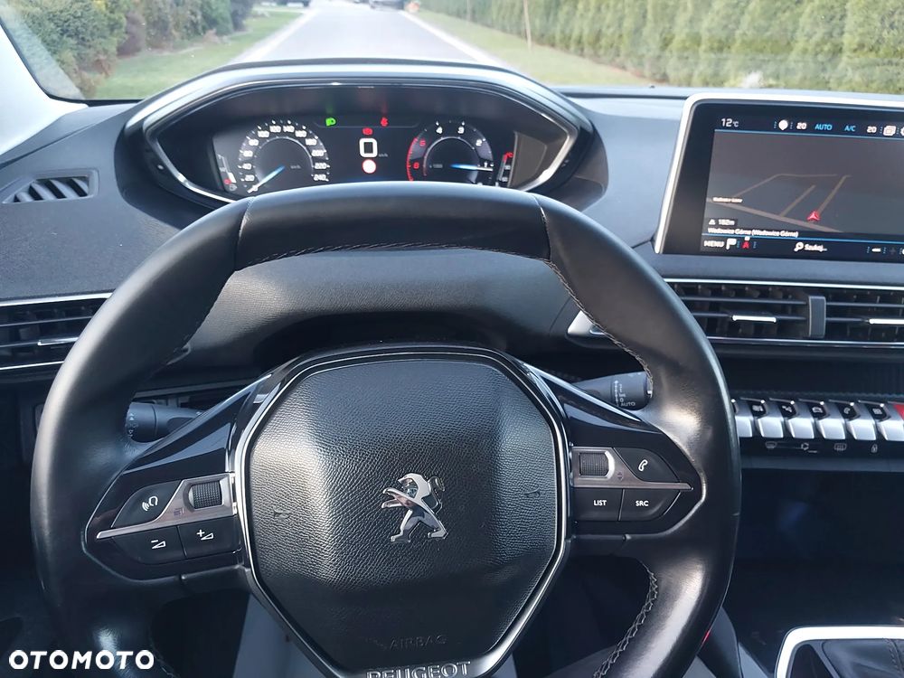 Peugeot 5008 - 16