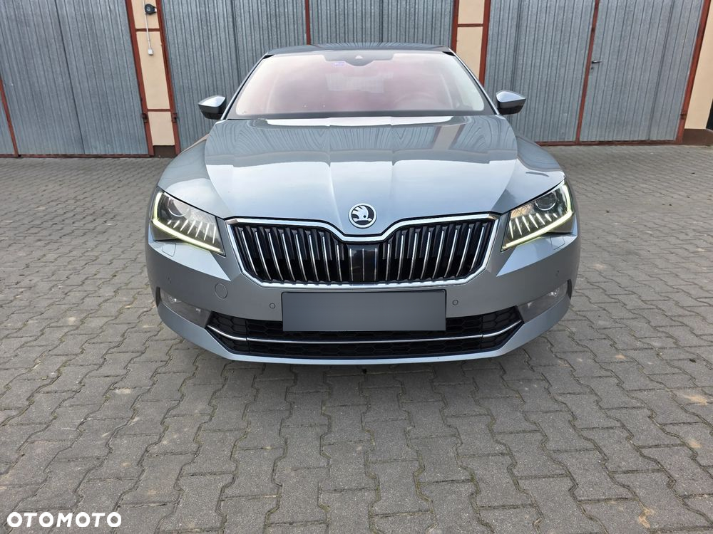 Skoda Superb 2.0 TDI 4x4 L&K DSG - 3